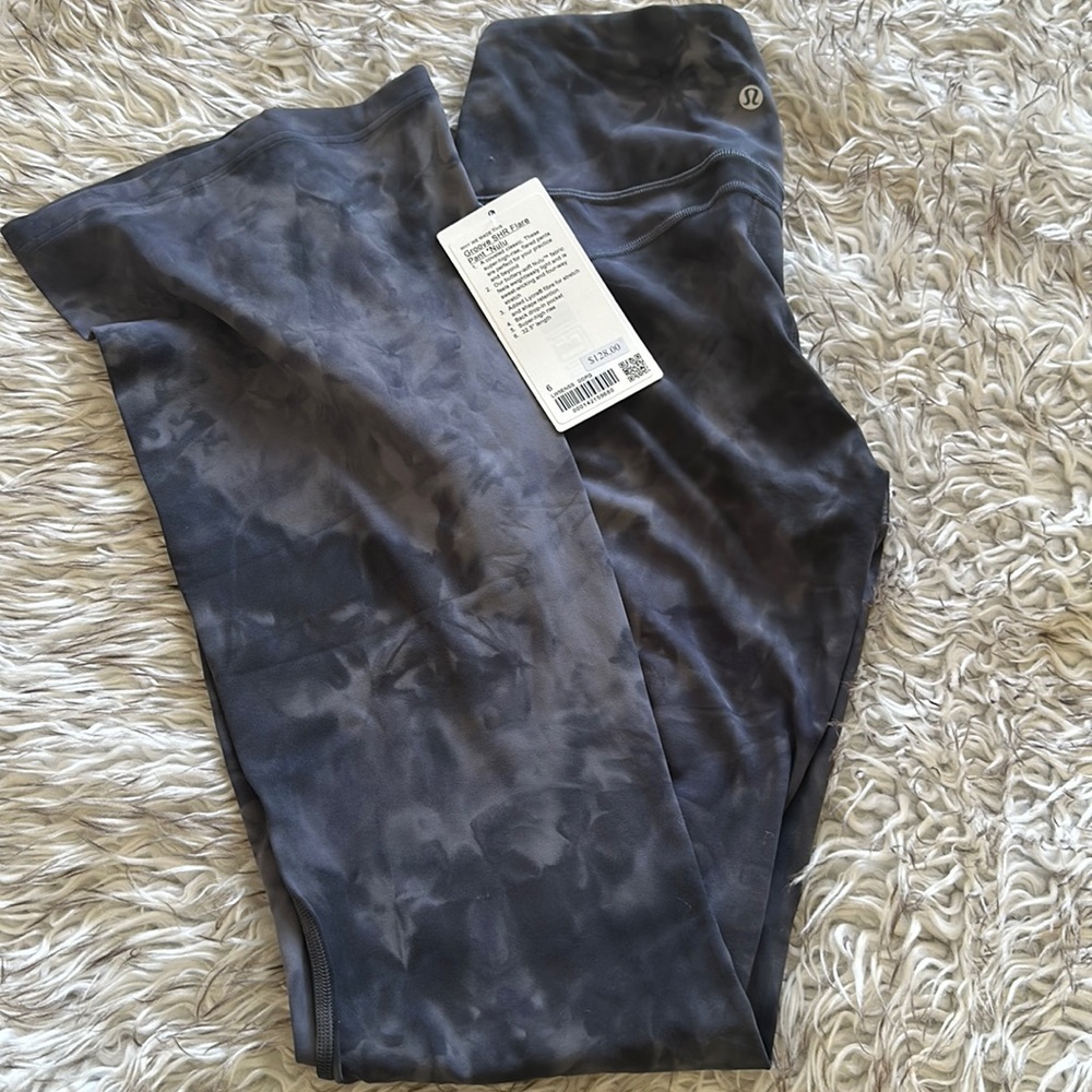 NWT Lululemon Groove SHR Flare Pant *Nulu